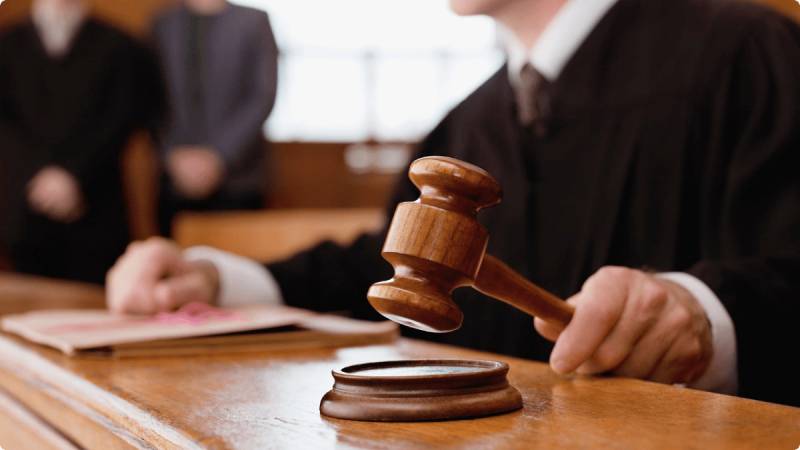 Mơ Thấy Thẩm Phán Ra Phán Quyết